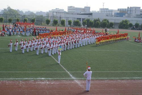 小学生鼓号队